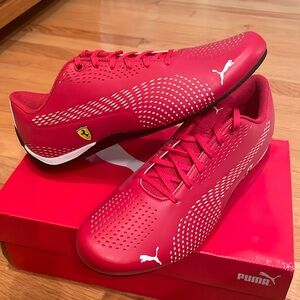 Men’s Puma Red Ferrari sneakers